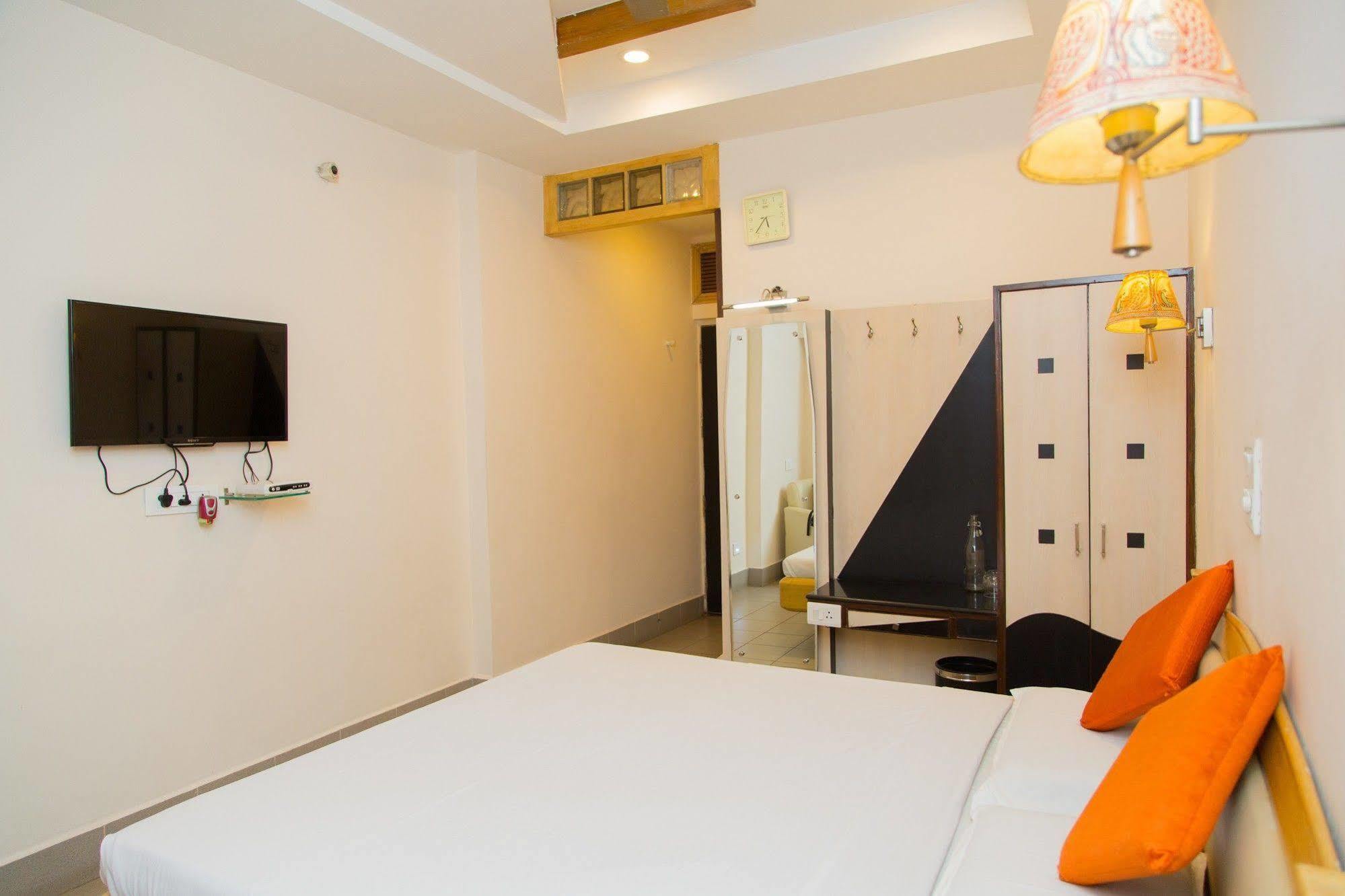 Fabhotel Kinnera Comforts Railway Station Visakhapatnam Eksteriør bilde