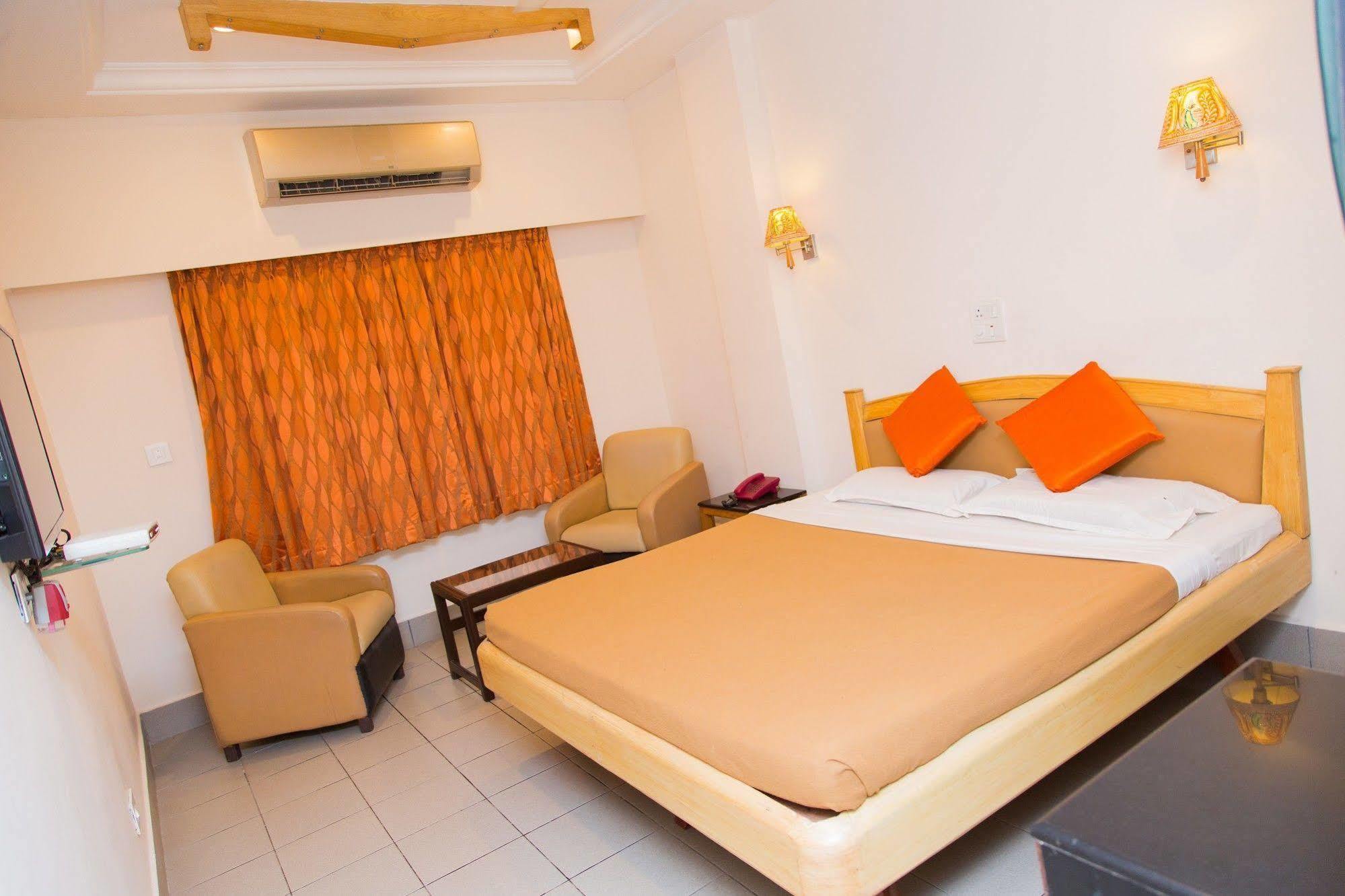 Fabhotel Kinnera Comforts Railway Station Visakhapatnam Eksteriør bilde